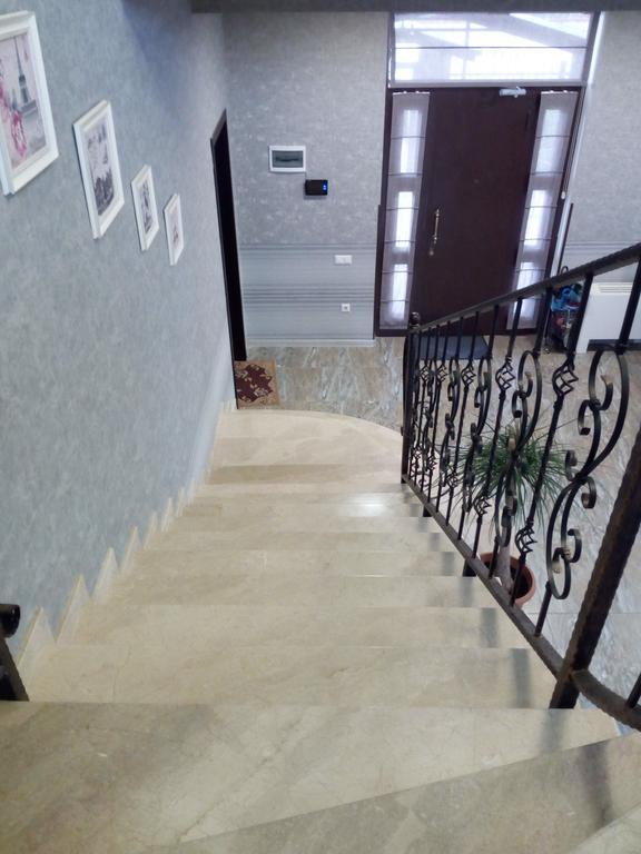 Hotel Salmer ティビリシ エクステリア 写真