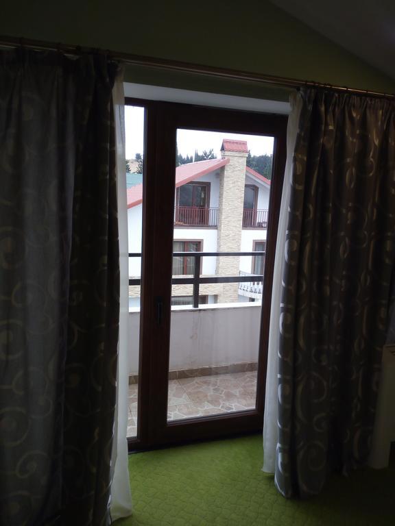 Hotel Salmer ティビリシ エクステリア 写真