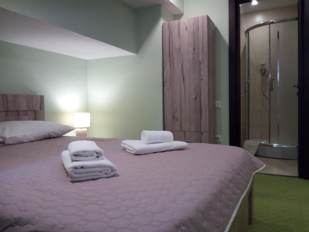 Hotel Salmer ティビリシ エクステリア 写真